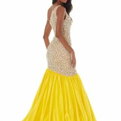 Ashleylauren Ashley Lauren 1981 Long One Shoulder Fit & Flare Pageant Dress Crystal Bodice Prom 13 Ashleylauren Ashley Lauren 1981 Long One Shoulder Fit & Flare Pageant Dress Crystal Bodice Prom