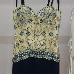 In Stock Milano Formals 1850 Size 0 Long Fitted Embellished Formal Dress Slit Mother Of