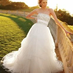 In Stock Ballgown Dresses Casablanca Bridal 2052 Size 6 Ivory Pickups Wedding Dress Ballgown Strapless