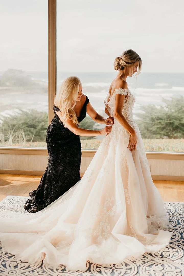 In Stock Casablanca Bridal 2406 Size 18 EVELINA Off The Shoulder Wedding Dress Ballgown Bridal Gown 7 In Stock Casablanca Bridal 2406 Size 18 EVELINA Off The Shoulder Wedding Dress Ballgown Bridal Gown