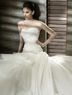 In Stock San Patrick Coimbra Size 8 Wedding Dress Fit Flare Mermaid Bridal Gown Mermaid Dresses 5 In Stock San Patrick Coimbra Size 8 Wedding Dress Fit Flare Mermaid Bridal Gown Mermaid Dresses