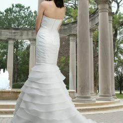 In Stock DaVinci Bridal Gown 50063 Size 12 White Wedding Dress Mermaid Detachable Ruffle