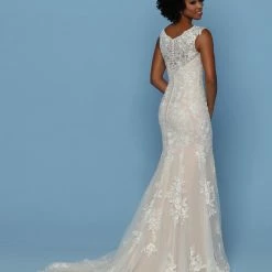 Davinci Bridal 50542 Lace Tulle V Neck Mermaid Fit & Flare Wedding Dress Beaded