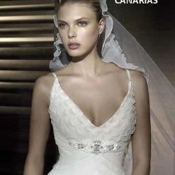 In Stock Pronovias San Patrick Bridal Gown Canarias Size 8 Ivory Wedding Dress