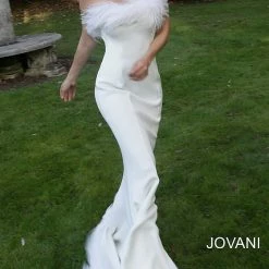Jovani 63891 Feather Neckline Mermaid Prom Dress Evening Gown Wedding Dress Mermaid Dresses
