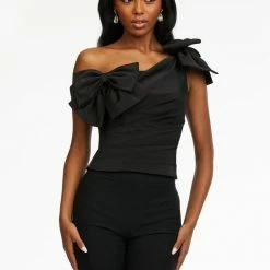 Ashleylauren Ashley Lauren 9001 Ruched Fitted Top With Bow Details