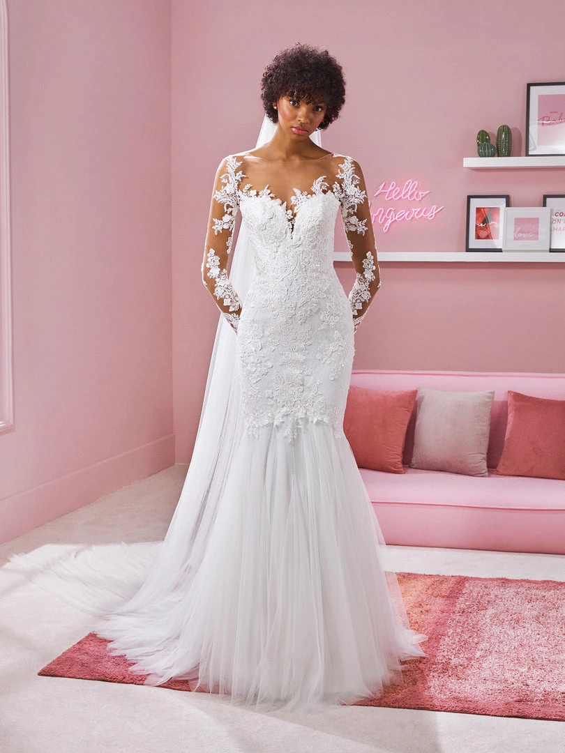 White One Bridal AVRIL Pronovias Wedding Dress Long Tattoo Sleeve Lace Mermaid 3 White One Bridal AVRIL Pronovias Wedding Dress Long Tattoo Sleeve Lace Mermaid