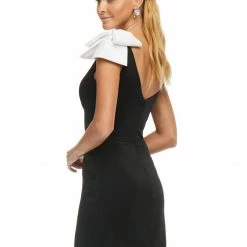 Ashleylauren Ashley Lauren 4448 Cocktail Dress Crepe Off The Shoulder One Shoulder Bows 19 Ashleylauren Ashley Lauren 4448 Cocktail Dress Crepe Off The Shoulder One Shoulder Bows