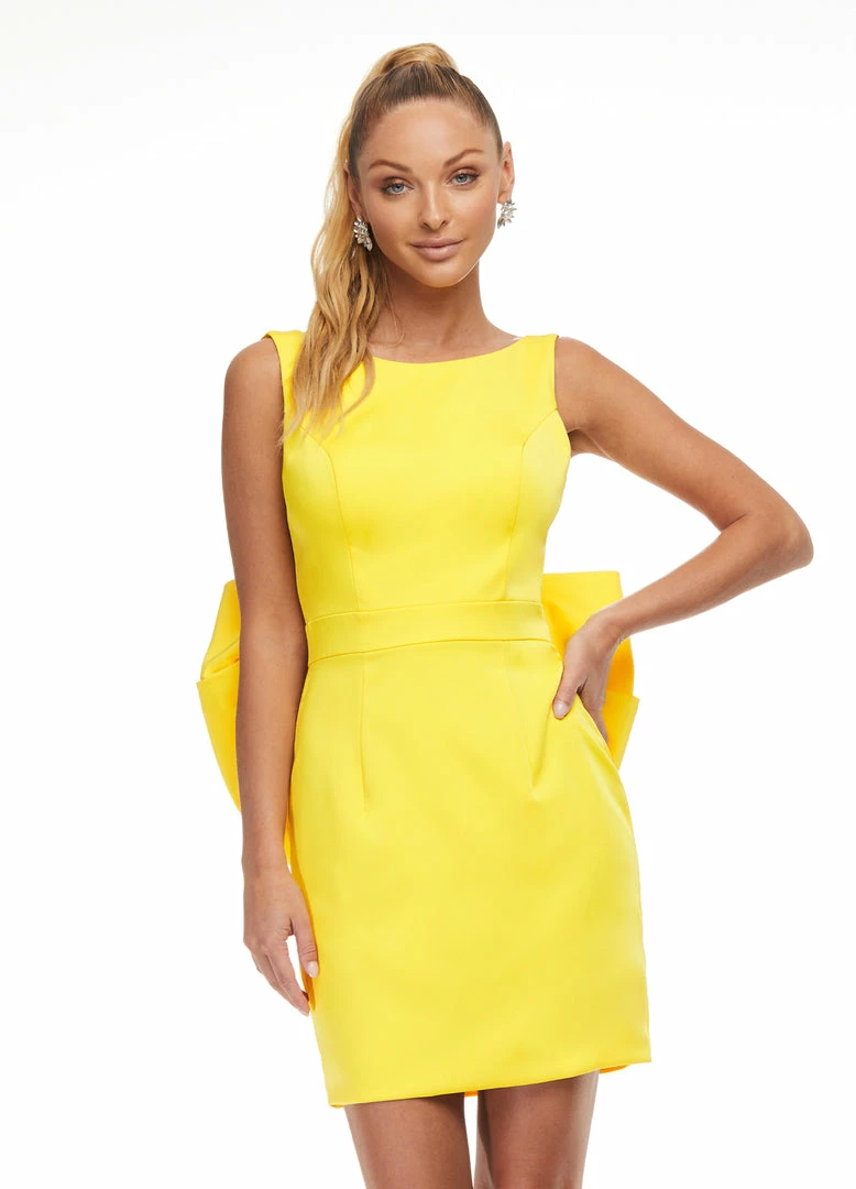 Ashleylauren Ashley Lauren 4477 Yellow Cocktail Dress Oversized Bow Back Fitted Crepe Short Dress 4 Ashleylauren Ashley Lauren 4477 Yellow Cocktail Dress Oversized Bow Back Fitted Crepe Short Dress
