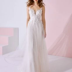 White One Bridal BETHANY Pronovias Wedding Dress Shimmer Tulle 3d Floral Plunging Neckline