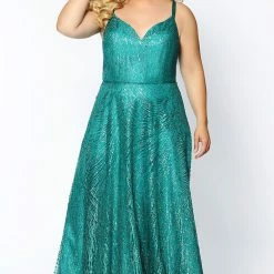 In Stock Sydney's Closet SC7286 Size 20 V Neckline Glitter Prom Dress Plus Size Emerald Green SC 7286