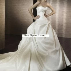 In Stock Ballgown Dresses Pronovias San Patrick Capri Bridal Gown Size 10 Off White Wedding Dress