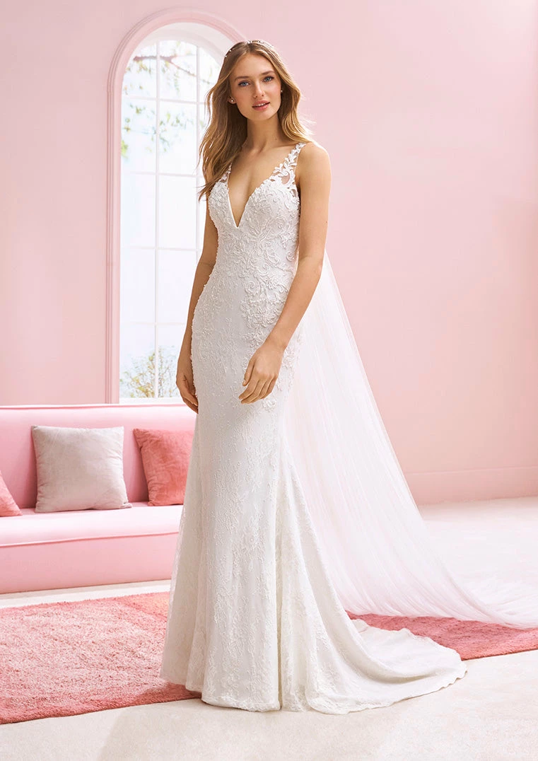 White One Bridal GWEN Pronovias Wedding Dress Lace Mermaid V Neck Open Back Mermaid Dresses 3 White One Bridal GWEN Pronovias Wedding Dress Lace Mermaid V Neck Open Back Mermaid Dresses