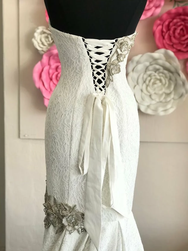 In Stock Johnathan Kayne B111 Size 6, 14 Lace Mermaid Wedding Dress Crystal Flower 9 In Stock Johnathan Kayne B111 Size 6, 14 Lace Mermaid Wedding Dress Crystal Flower