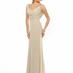 In Stock CLEARANCE Envious Couture 137 Size 0 White V Neckline With Eyelash Lace Trim Flowy Chiffon Bridal Dress