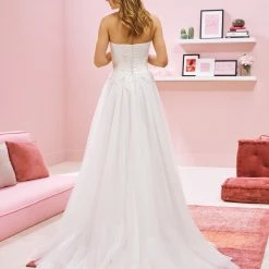 White One Bridal KARA Pronovias Wedding Dress Embroidered Tulle 7 White One Bridal KARA Pronovias Wedding Dress Embroidered Tulle