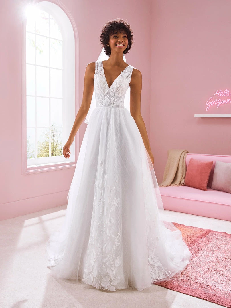 White One Bridal KAREN Pronovias Wedding Dress V Neck Speckled Tulle Floral Lace Gown 3 White One Bridal KAREN Pronovias Wedding Dress V Neck Speckled Tulle Floral Lace Gown