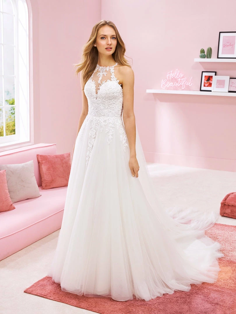 White One Bridal KIM Pronovias Wedding Dress Tulle Skirt Illusion Lace Halter Neckline 3 White One Bridal KIM Pronovias Wedding Dress Tulle Skirt Illusion Lace Halter Neckline