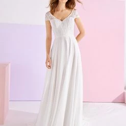 White One Bridal White One OLEK Bridal Pronovias Wedding Dress Lace V Neck Cap Sleeve Boho Gown