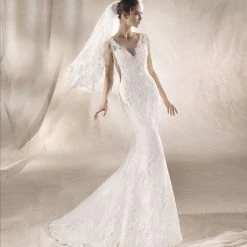 White One Bridal SAEKO Pronovias Wedding Dress Lace Mermaid Corset Gown