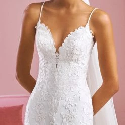 White One Bridal SHERYL Pronovias Wedding Dress Mermaid Lace Tulle Plunging Neckline Mermaid Dresses