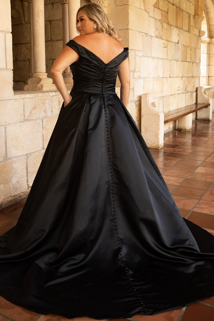 Sydney's Closet SC5257 Veronica Black Wedding Dress Off The Shoulder A Line Bridal Buttons SC 5257 3 Sydney's Closet SC5257 Veronica Black Wedding Dress Off The Shoulder A Line Bridal Buttons SC 5257