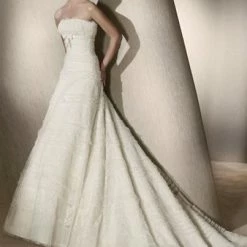 In Stock Ballgown Dresses Pronovias San Patrick Canigo Bridal Gown Size 14 Off White Wedding Dress