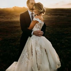 In Stock Casablanca Bridal 2406 Size 18 EVELINA Off The Shoulder Wedding Dress Ballgown Bridal Gown 16 In Stock Casablanca Bridal 2406 Size 18 EVELINA Off The Shoulder Wedding Dress Ballgown Bridal Gown