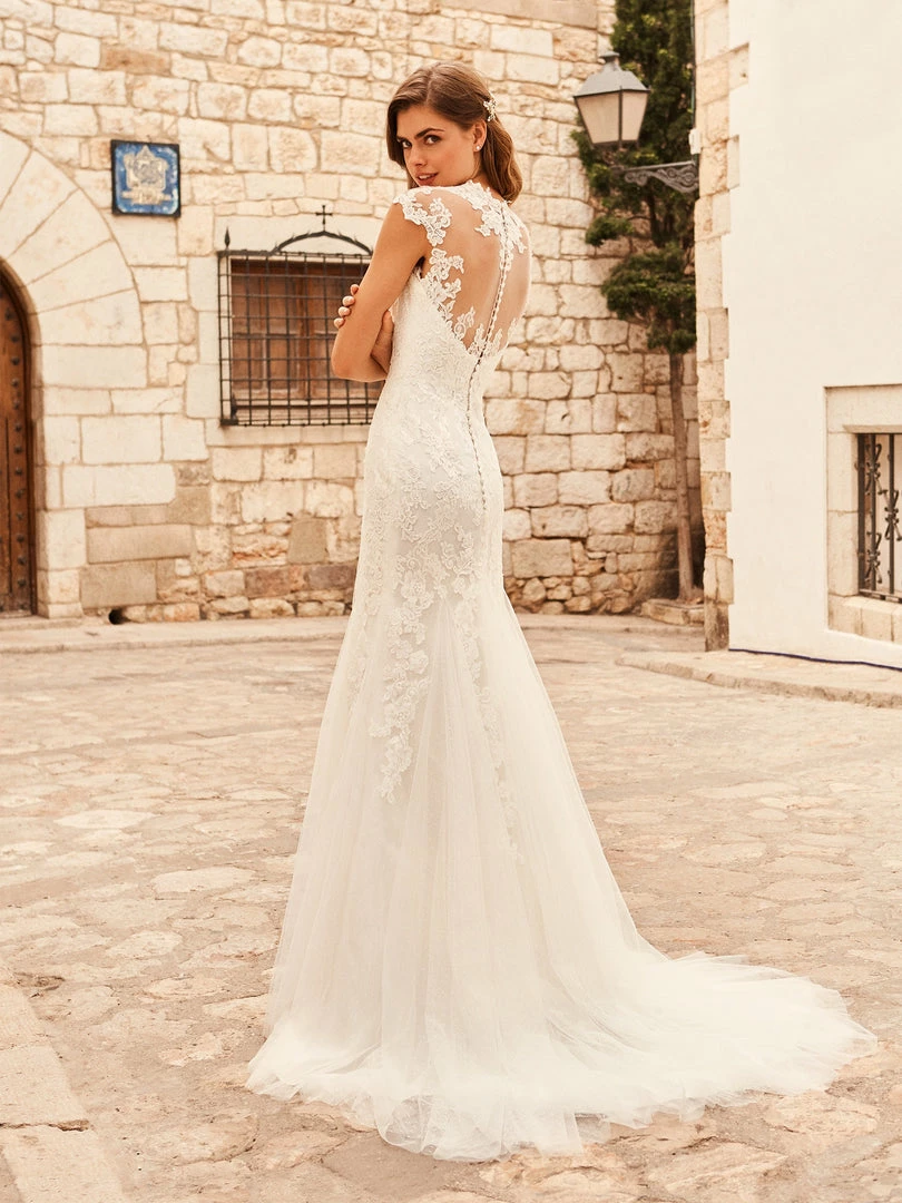 White One Bridal KAT Pronovias Wedding Dress Lace Mermaid Sheer Sleeves Gown 4 White One Bridal KAT Pronovias Wedding Dress Lace Mermaid Sheer Sleeves Gown