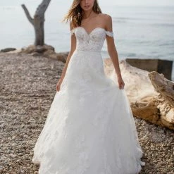 In Stock White One Bridal OLIOLA Size 16 Pronovias Wedding Dress Lace Off The Shoulder A Line Gown