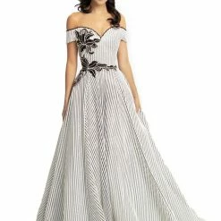 In Stock Johnathan Kayne 9048 Size 4, 6 Long Ballgown Black White Off The Shoulder Formal