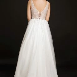 Nina Canacci B110 V Neckline Lace A Line Bridal Gown Wedding Dress Sheer Back Corset Ballgown Dresses