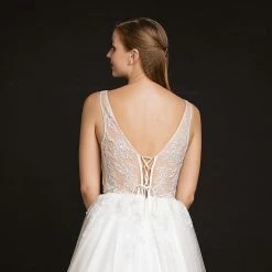 Nina Canacci B110 V Neckline Lace A Line Bridal Gown Wedding Dress Sheer Back Corset Ballgown Dresses